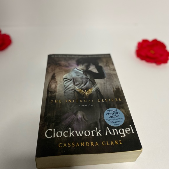 Clockwork Angel - Picture 4 of 7